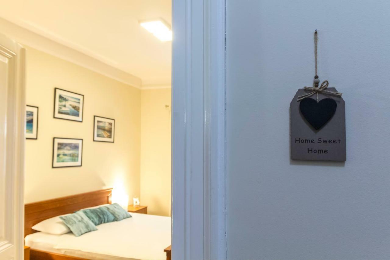Apartman Natalia Tivat Buitenkant foto